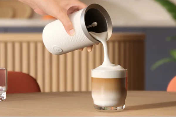 Elektryczny spieniacz do mleka Philips Baristina biały BAR311/00